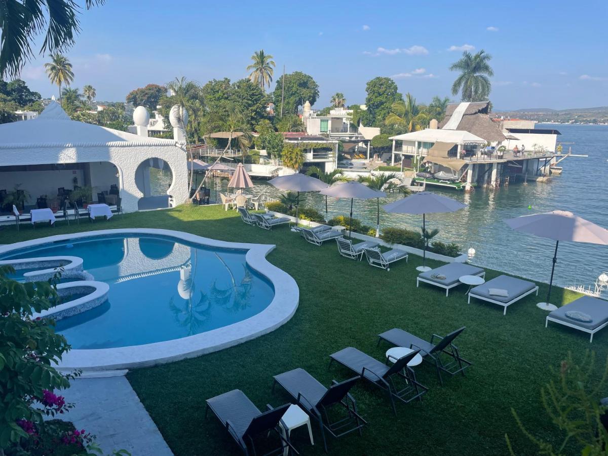 Marina Palace Teques Tequesquitengo Exterior photo